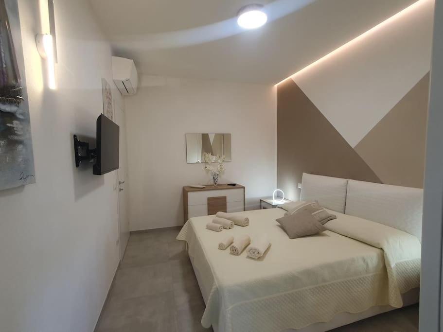 Apartament Lecci Al Mare San Vincenzo Zewnętrze zdjęcie