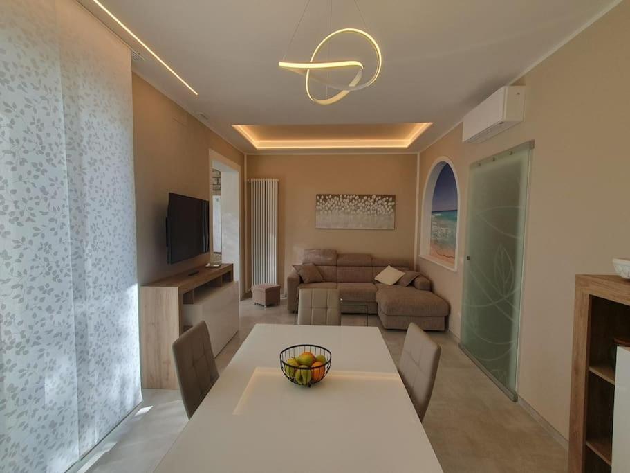 Apartament Lecci Al Mare San Vincenzo Zewnętrze zdjęcie